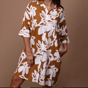 LexBreezy Linen Aloha Button Down Dress in Puakenikeni Brown XS